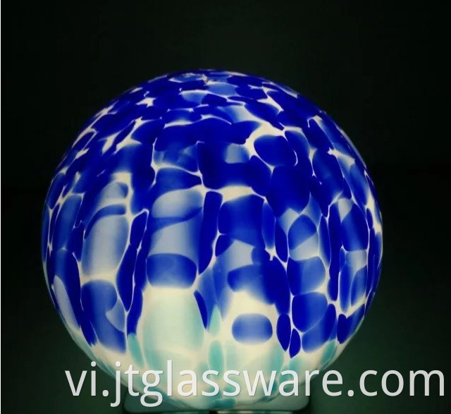 glass garden ball 01